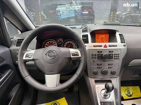 Opel Zafira 2013 - фото 19
