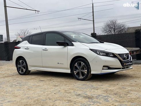 Nissan Leaf 2019 - фото 4