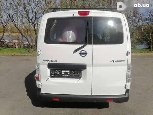 Nissan e-NV200 2019 - фото 13