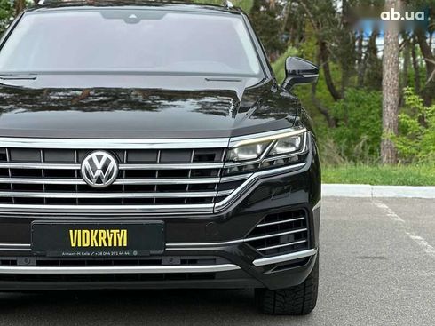 Volkswagen Touareg 2018 - фото 7