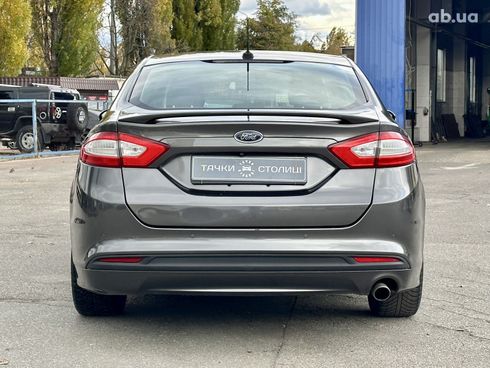 Ford Fusion 2016 серый - фото 4