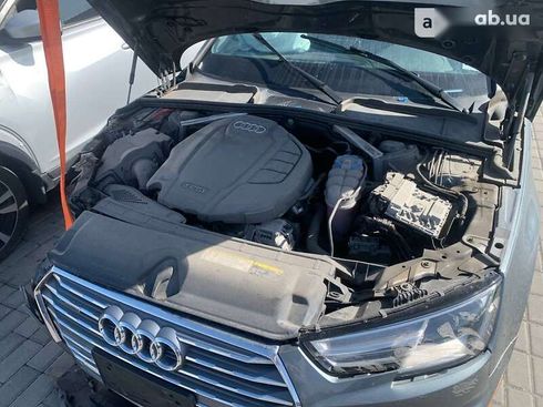 Audi A4 2018 - фото 6