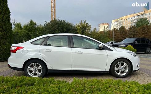 Ford Focus 2012 - фото 4