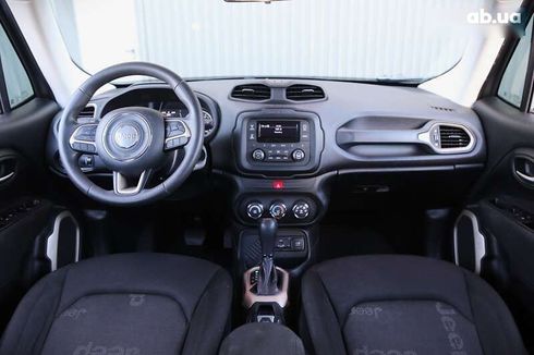 Jeep Renegade 2017 - фото 14