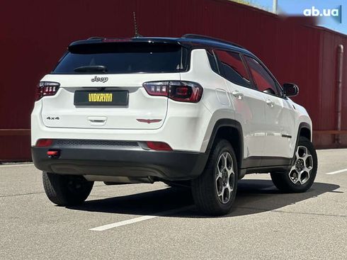 Jeep Compass 2022 - фото 25