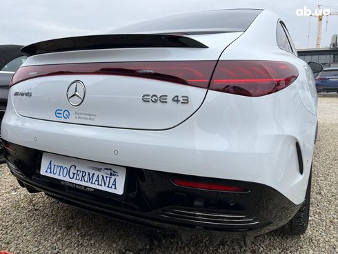 Mercedes-Benz AMG EQE 2023 - фото 33