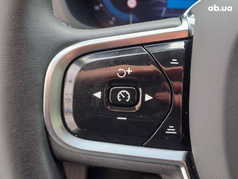 Volvo XC60 2023 черный - фото 13