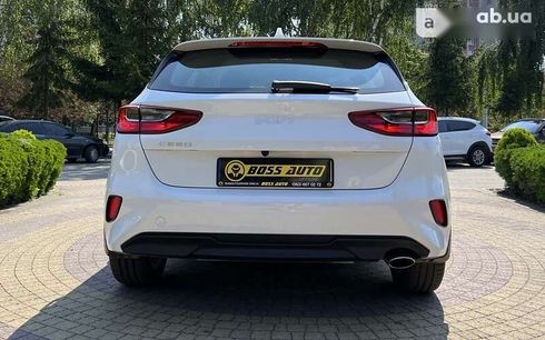 Kia Cee'd 2022 - фото 6