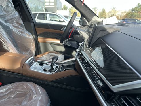 BMW X5 M 2023 - фото 17
