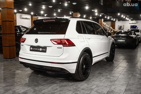 Volkswagen Tiguan 2020 - фото 19