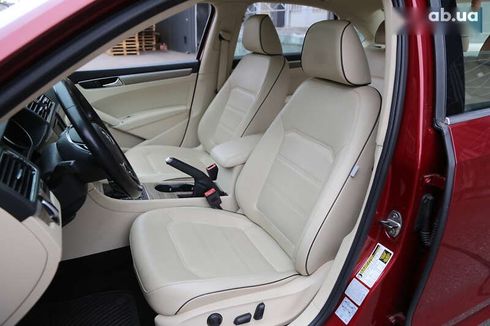 Volkswagen Passat 2017 - фото 9