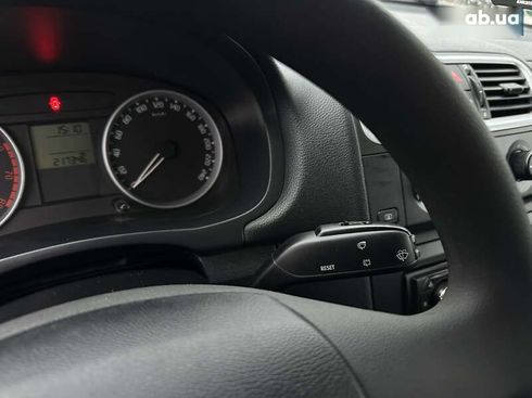 Skoda Fabia 2008 - фото 28