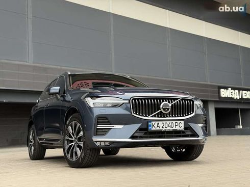 Volvo XC60 2023 - фото 23