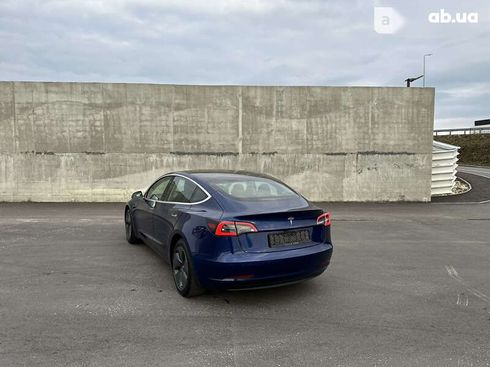 Tesla Model 3 2019 - фото 14