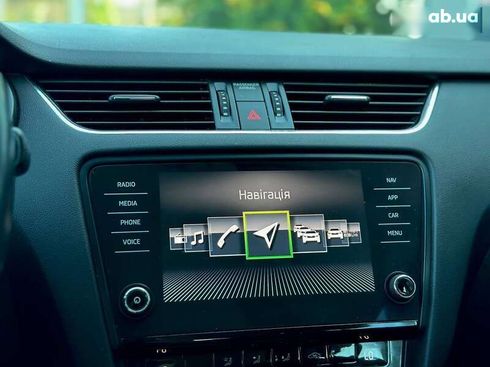 Skoda Octavia 2017 - фото 18