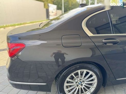 BMW 7 серия 2016 - фото 12