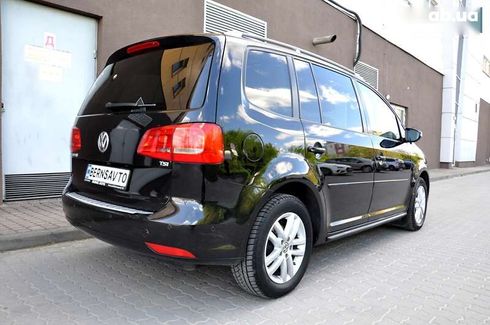 Volkswagen Touran 2012 - фото 9