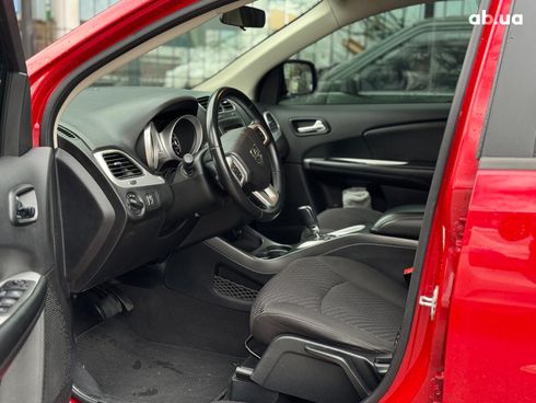 Dodge Journey 2017 красный - фото 48