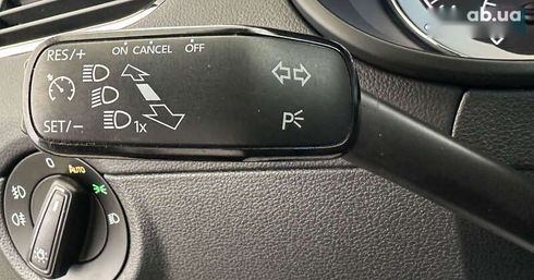 Skoda Octavia 2017 - фото 23
