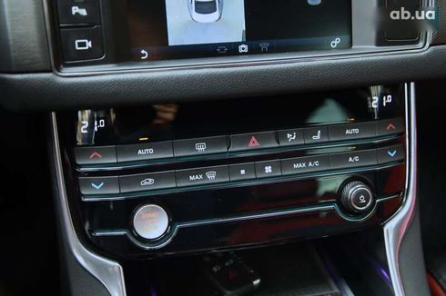 Jaguar XF 2015 - фото 21