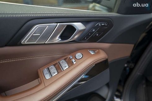 BMW X7 2021 - фото 19