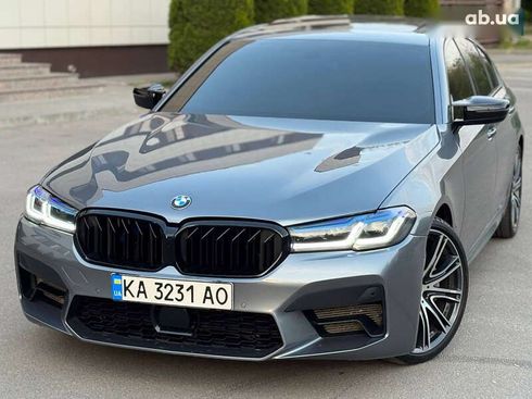 BMW 5 серия 2017 - фото 3