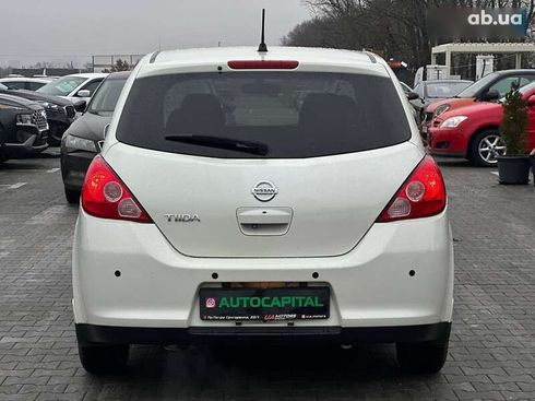 Nissan Tiida 2012 - фото 8