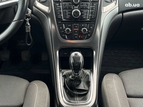 Opel Astra 2011 черный - фото 15