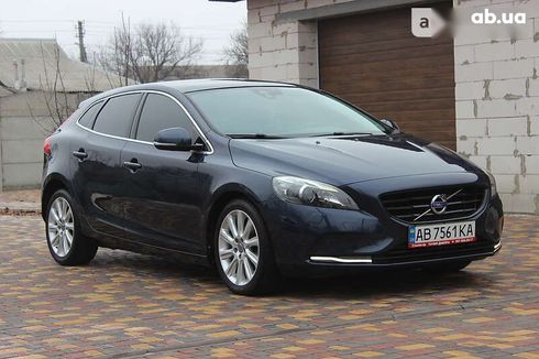 Volvo V40 2015 - фото 6