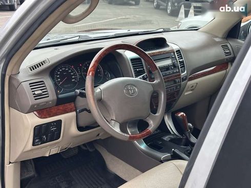 Toyota Land Cruiser Prado 2006 - фото 16