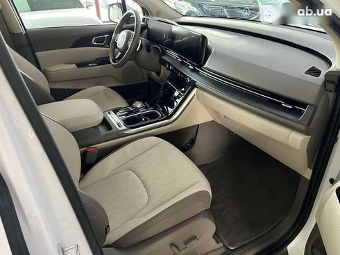 Kia Carnival 2021 - фото 19