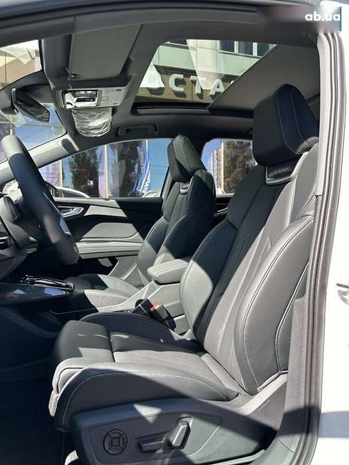 Audi Q4 e-tron 2025 - фото 21