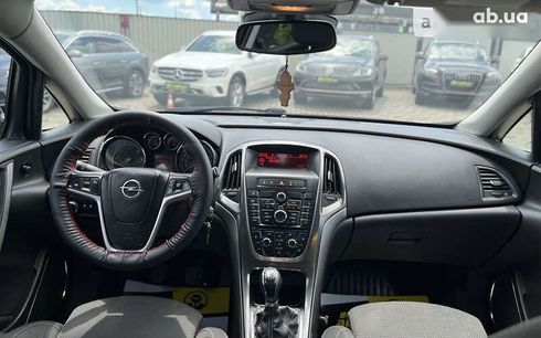 Opel Astra 2011 - фото 15