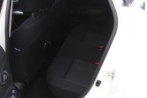 Nissan Juke 2017 - фото 24