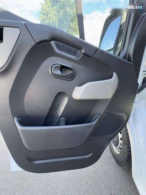Renault Master 2017 - фото 20