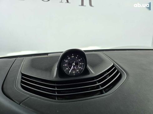 Porsche Taycan 2022 - фото 26