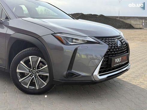 Lexus UX 2020 - фото 2