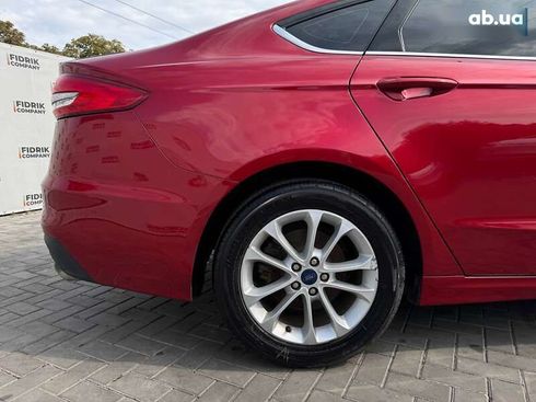 Ford Fusion 2020 - фото 8