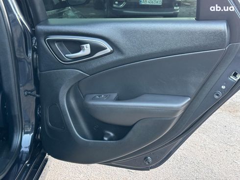 Chrysler 200 2016 серый - фото 22