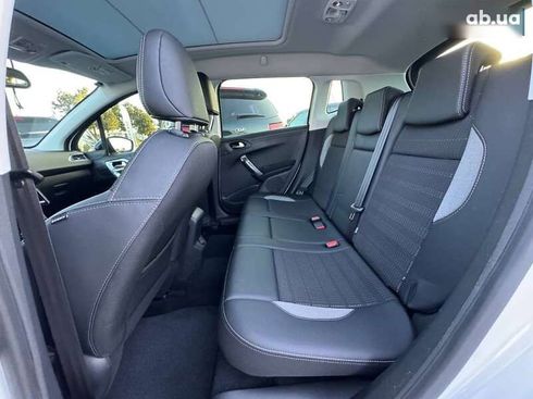 Peugeot 2008 2015 - фото 18