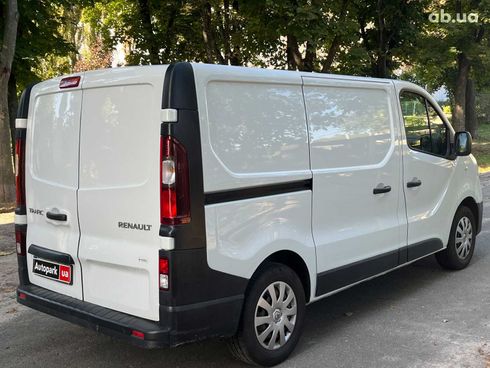 Renault Trafic 2018 белый - фото 11