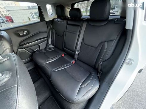 Jeep Compass 2017 - фото 17