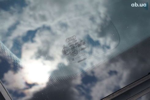 Audi A6 2012 - фото 13