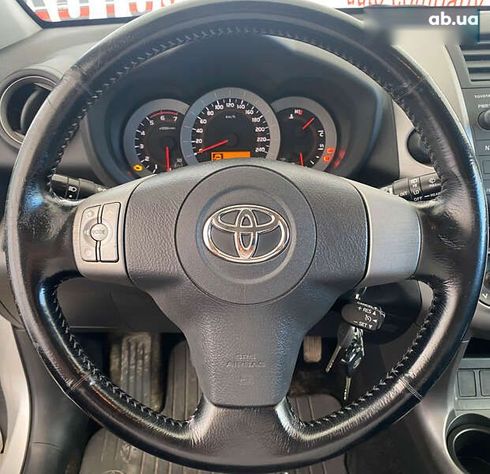 Toyota RAV4 2008 - фото 13