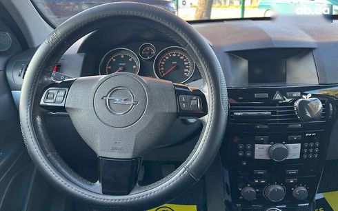 Opel Astra 2010 - фото 11