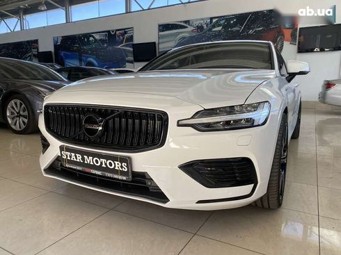Volvo S60 2019 - фото 5