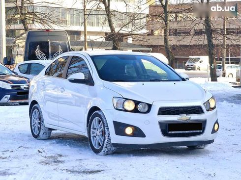 Chevrolet Aveo 2014 - фото 4