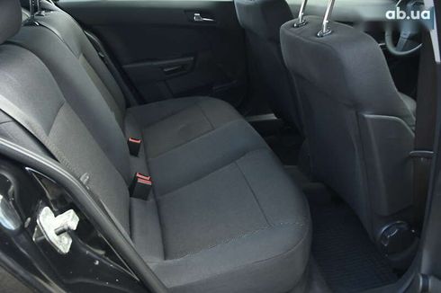 Opel Astra 2009 - фото 27