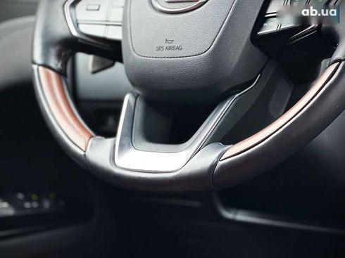 Lexus LX 2022 - фото 27