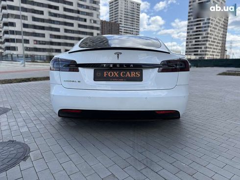 Tesla Model S 2019 - фото 7
